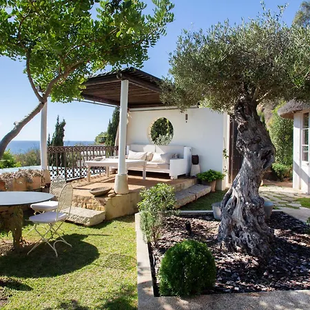Garden Bolonia